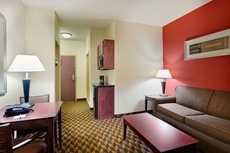 Holiday Inn Express Hotel & Suites Malvern an IHG Hotel