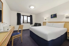 Days Inn by Wyndham Bridgend Cardiff M4