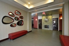 Holiday Inn Express & Suites Utica, an IHG Hotel