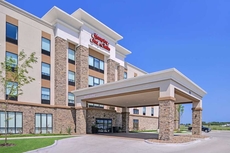 Hampton Inn & Suites AltoonaDes Moines