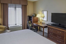 Hampton Inn & Suites Youngstown-Canfield