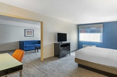 Holiday Inn Express Colton-Riverside North, an IHG Hotel