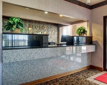 Econo Lodge Inn And Suites