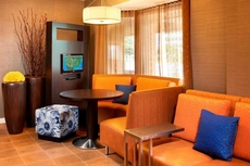 Courtyard by Marriott Cleveland Airport North