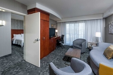 Courtyard by Marriott Portland Airport