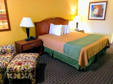 Americas Best Value Inn & Suites Yukon Oklahoma City