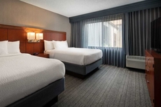 Courtyard by Marriott Fresno