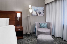 Courtyard by Marriott West Orange