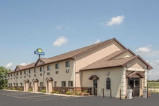 Days Inn by Wyndham Le Roy/Bloomington Southeast