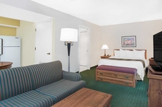 Hawthorn Extended Stay by Wyndham-Green Bay