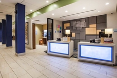 Holiday Inn Express & Suites Lexington Park-California, an IHG Hotel