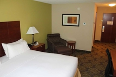 Holiday Inn Express & Suites Starkville, an IHG Hotel