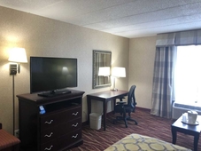 Baymont Inn & Suites by Wyndham Findlay