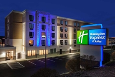 Holiday Inn Express Hotel & Suites Providence-Woonsocket, an IHG Hotel