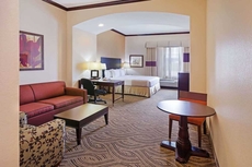 La Quinta Inn & Suites by Wyndham Ft. Worth - Burleson