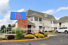 Motel 6 Enfield, CT  Hartford