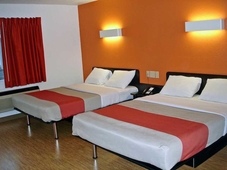 Motel 6 Sulphur Springs, TX