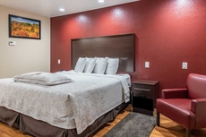 Red Roof Inn PLUS+ Fort Worth - Burleson