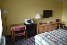 Sky Lodge Inn & Suites