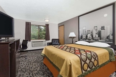 Super 8 by Wyndham- Bremerton