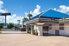 Travelodge by Wyndham Deltona