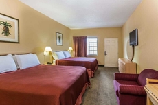 Travelodge Suites by Wyndham Lake Okeechobee