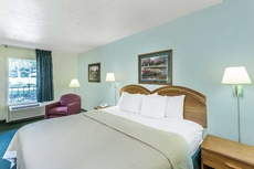 Days Inn by Wyndham Lake Park/Valdosta