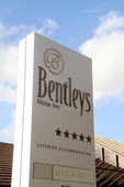 Bentleys Motor Inn