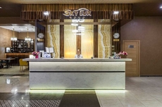 Sky Lux Hotel & Spa