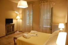 Le Serre Suites & Apartments