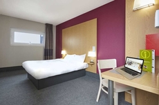 B&B HOTEL Lille Roubaix Campus Gare