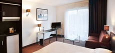 Golden Tulip Nantes Carquefou Suites