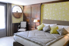 Le Chateau De Candie