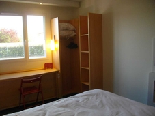 ibis Issoire