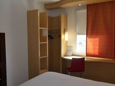 ibis Istres Trigance