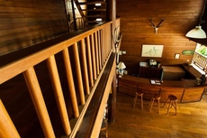 Riverhouse Hotel - The Teak House