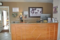 Vino Inn & Suites