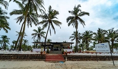 C'Roque Beach Resort