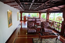 Sterling Lake Palace Alleppey