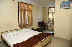 Sri Sai Krishna Deluxe Lodge