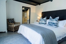 Abalone Hotel & Villas