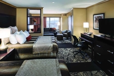 ClubHouse Hotel & Suites - Fargo
