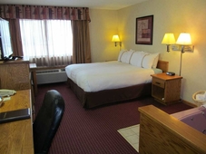 Fireside Inn & Suites