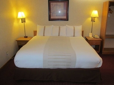 Fireside Inn & Suites