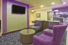 La Quinta Inn & Suites by Wyndham Fairborn WrightPatterson