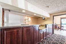 Rodeway Inn & Suites - Charles Town, WV