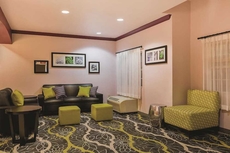 La Quinta Inn & Suites by Wyndham Tulare