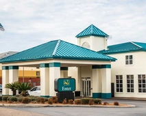 Quality Inn Chipley I10 at Exit 120
