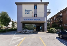 Hotel Gamma