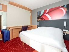 ibis Cholet